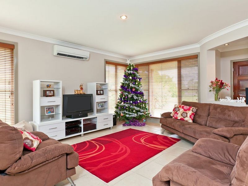 8 Plantation Place, Wellington Point QLD 4160