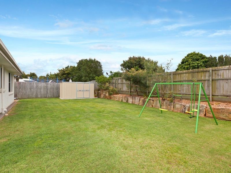 8 Plantation Place, Wellington Point QLD 4160