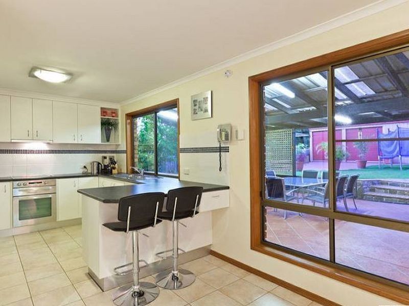 27 Sunshine Drive, Cleveland QLD 4163