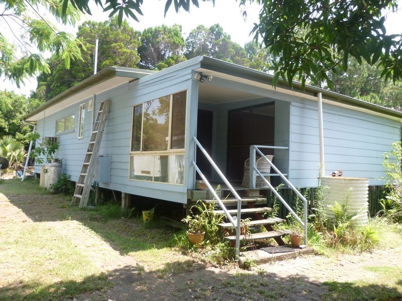 15-21 Jan Street, Macleay Island QLD 4184