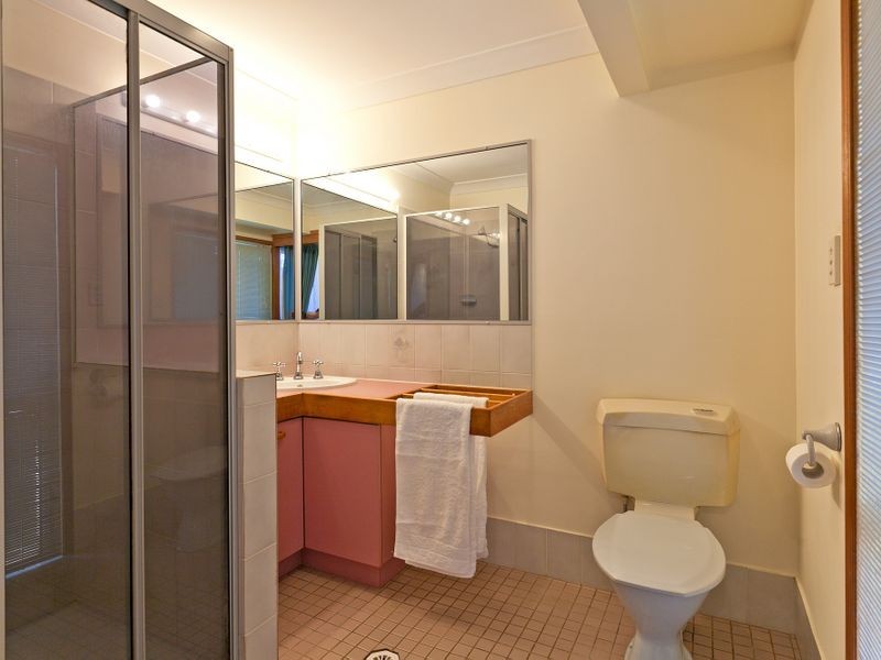 4 Sylvania Street, Wellington Point QLD 4160