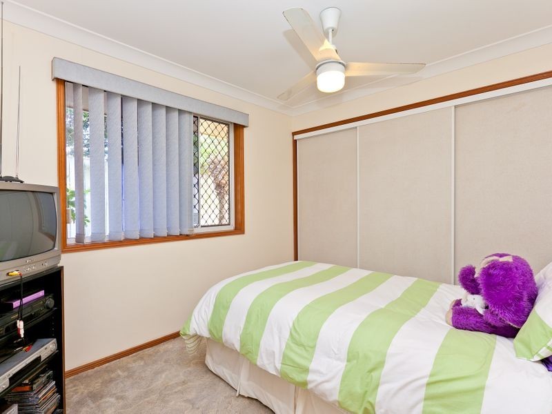 4 Sylvania Street, Wellington Point QLD 4160