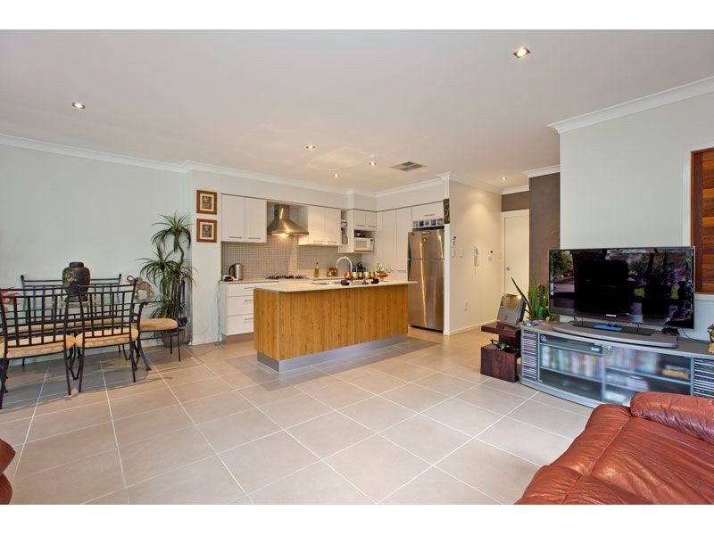 1/14-16 Channel Street, Cleveland QLD 4163