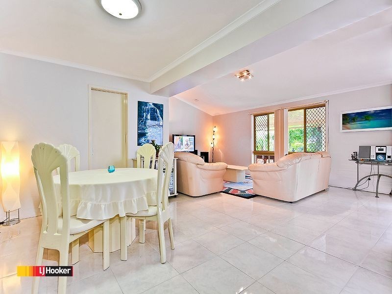 6 Balsa Court, Victoria Point QLD 4165