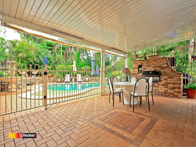 6 Balsa Court, Victoria Point QLD 4165