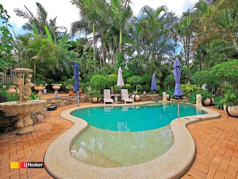 6 Balsa Court, Victoria Point QLD 4165