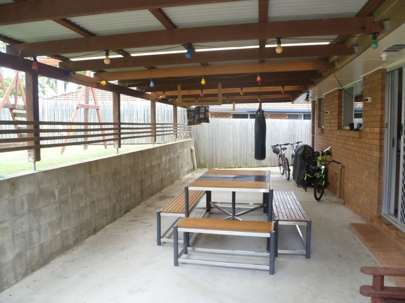 16 Cornwall Crescent, Alexandra Hills QLD 4161