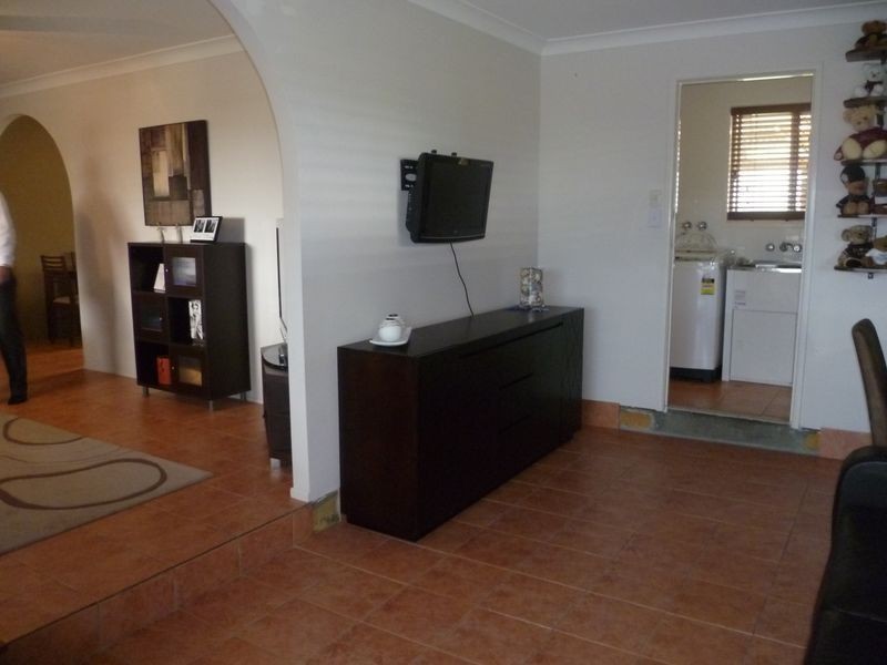 16 Cornwall Crescent, Alexandra Hills QLD 4161