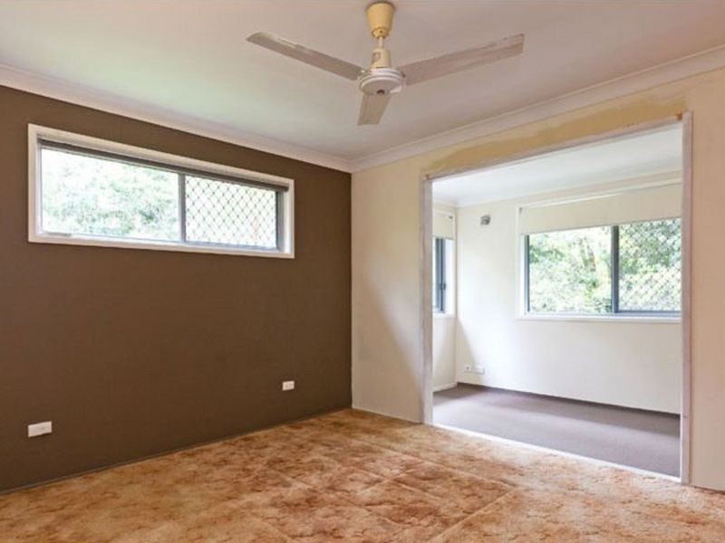 329 Redland Bay Road, Capalaba QLD 4157