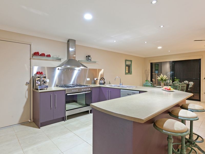 30 Watervale Drive, Redland Bay QLD 4165