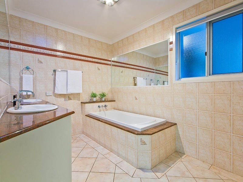 Ormiston QLD 4160