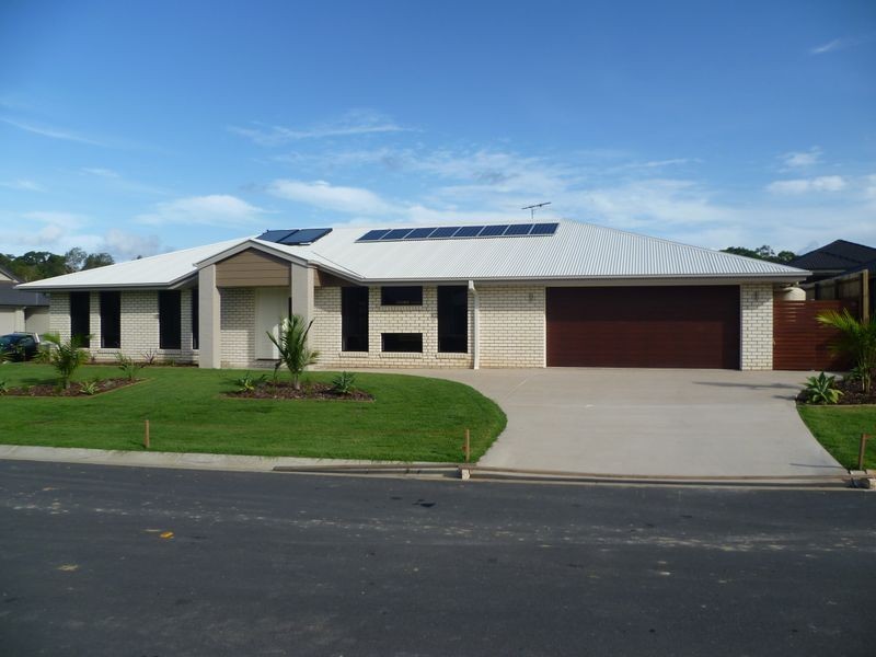 25 Whipbird Cct, Victoria Point QLD 4165