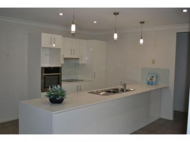 25 Whipbird Cct, Victoria Point QLD 4165