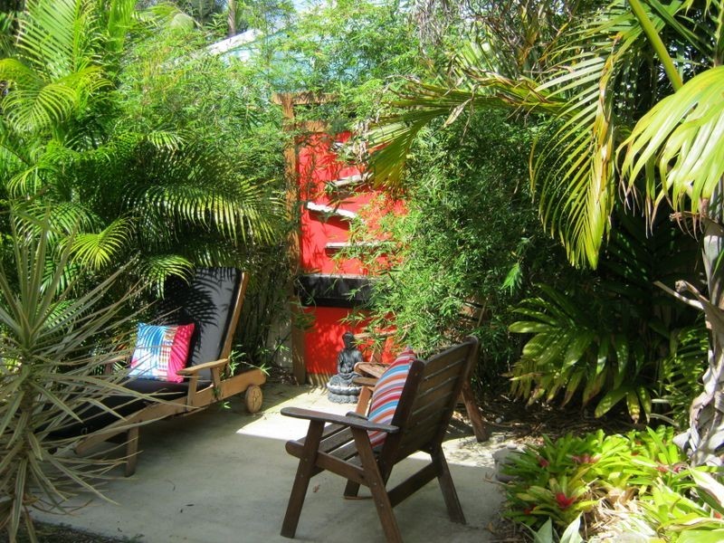 33 Shirley Street, Coochiemudlo Island QLD 4184