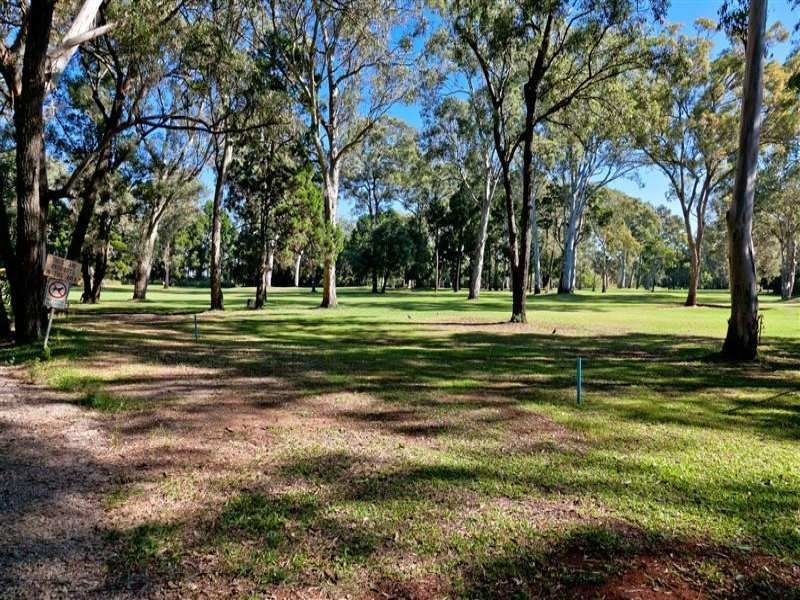 33 Shirley Street, Coochiemudlo Island QLD 4184