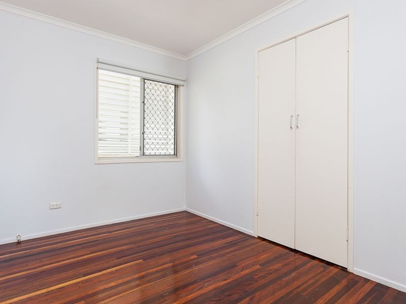 25 Myra Street, Birkdale QLD 4159