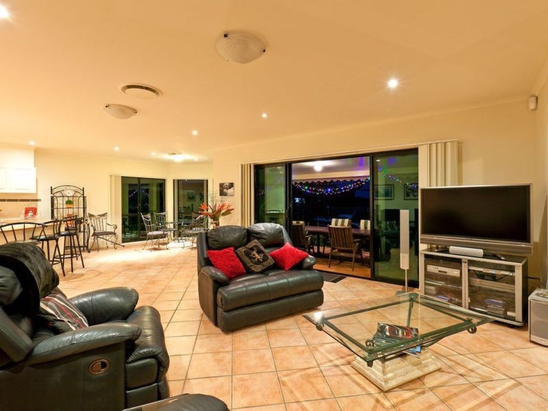 3 Pennant Court, Birkdale QLD 4159