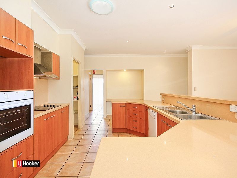 4 White Fig Place, Thornlands QLD 4164