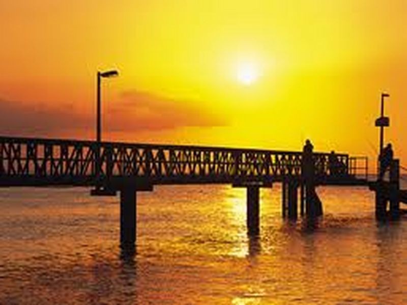 10 Old Ballow Street, Amity Point QLD 4183