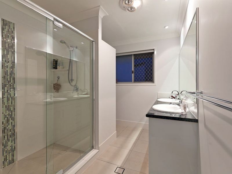 28 Janelle Court, Wellington Point QLD 4160