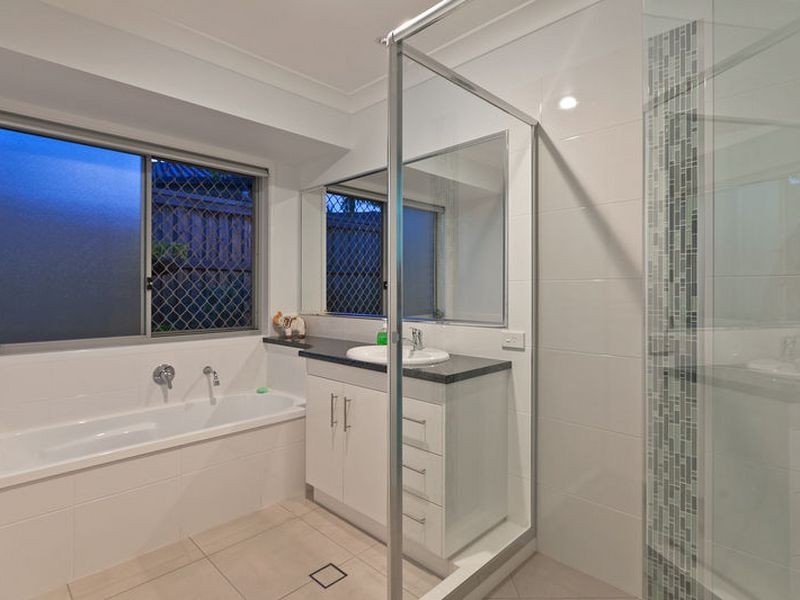 28 Janelle Court, Wellington Point QLD 4160