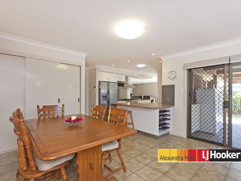 72 Dorsal Drive, Birkdale QLD 4159