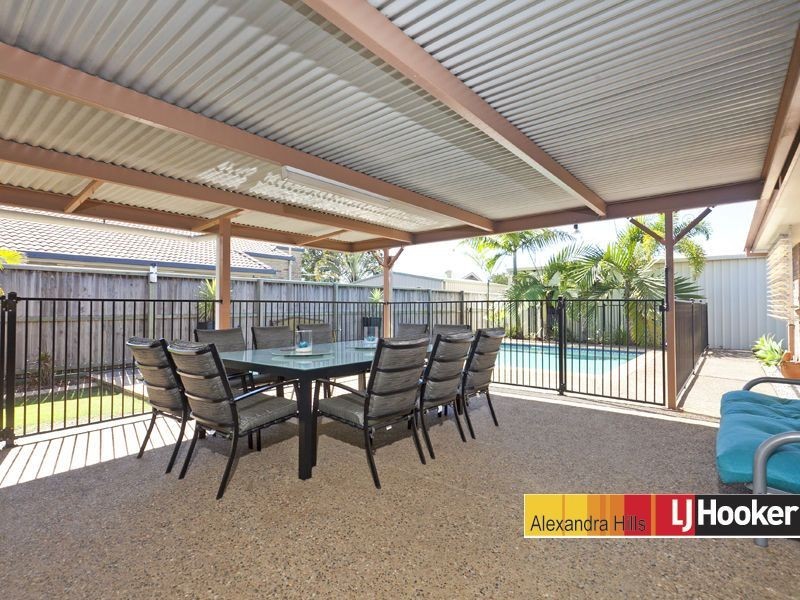 72 Dorsal Drive, Birkdale QLD 4159