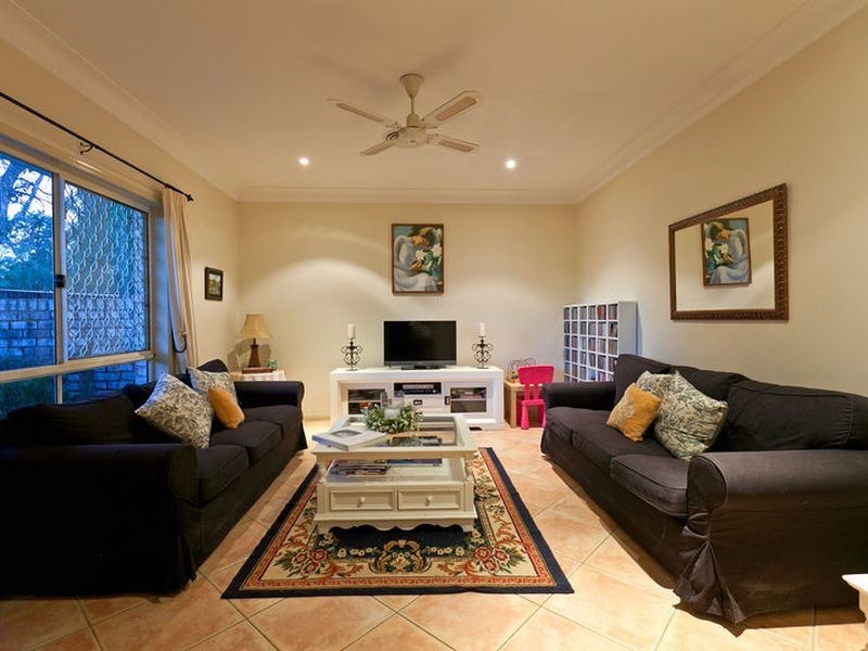 38 Valley Road, Wellington Point QLD 4160