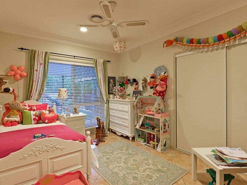 38 Valley Road, Wellington Point QLD 4160