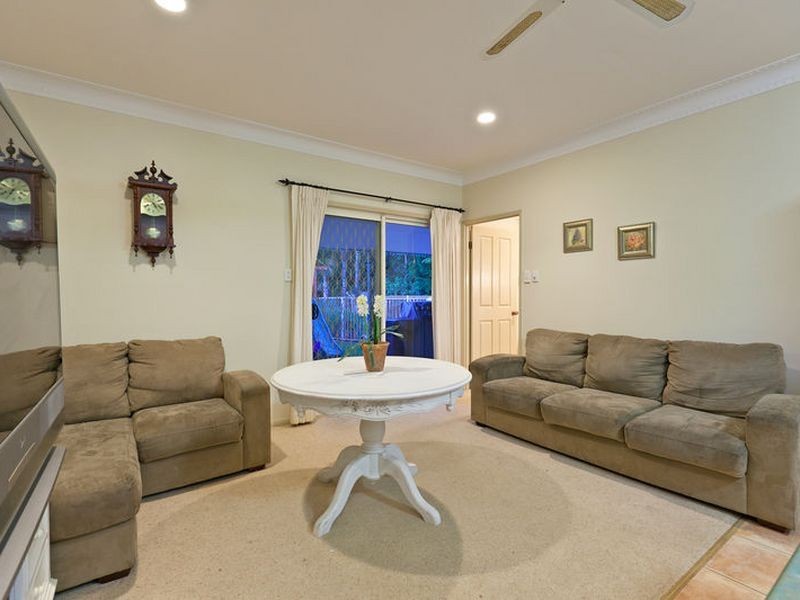 38 Valley Road, Wellington Point QLD 4160
