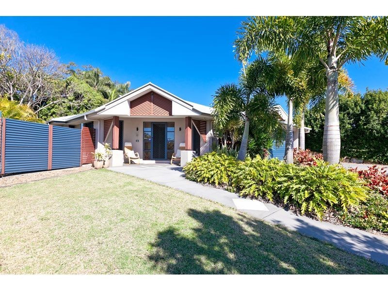 18 Trafalgar Vale Avenue, Wellington Point QLD 4160
