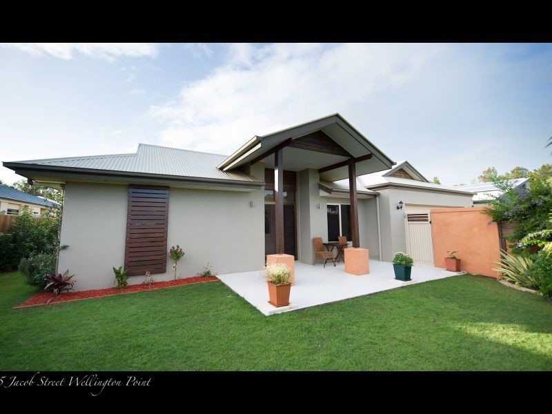 35 Jacob Street, Wellington Point QLD 4160