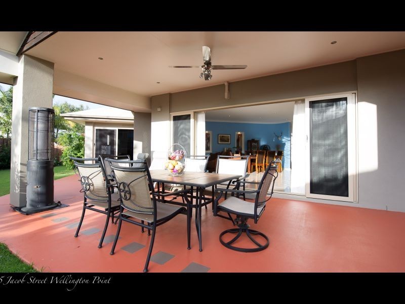 35 Jacob Street, Wellington Point QLD 4160