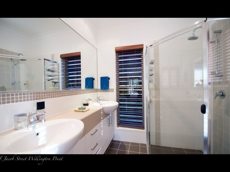 35 Jacob Street, Wellington Point QLD 4160