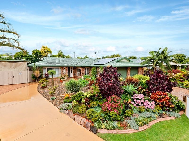 9 Crossley Drive, Wellington Point QLD 4160
