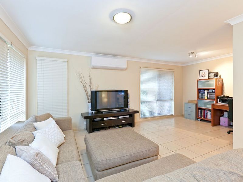 15 Chesterfield Crescent, Wellington Point QLD 4160