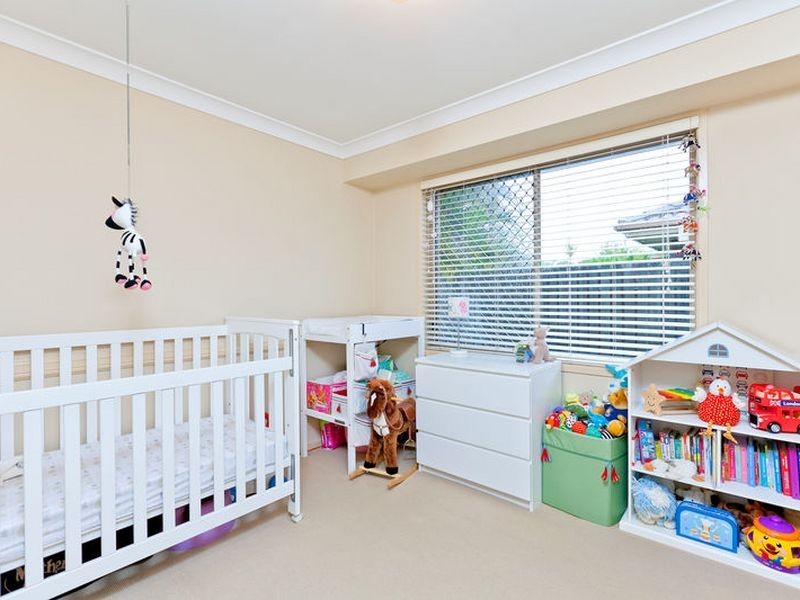 15 Chesterfield Crescent, Wellington Point QLD 4160