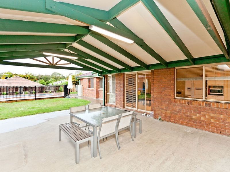 15 Chesterfield Crescent, Wellington Point QLD 4160