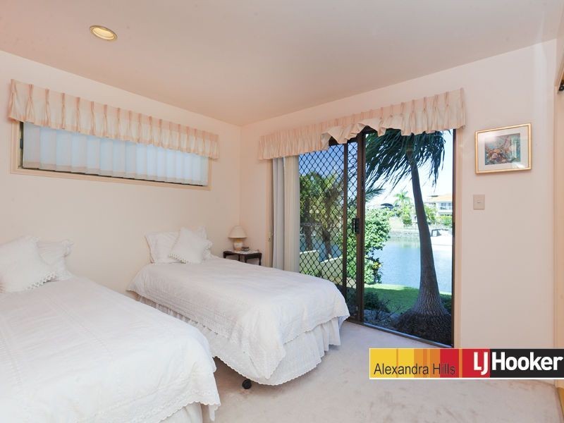 24 Mainroyal Court, Raby Bay QLD 4163