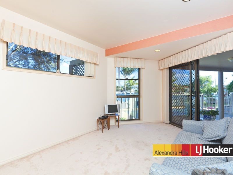 24 Mainroyal Court, Raby Bay QLD 4163