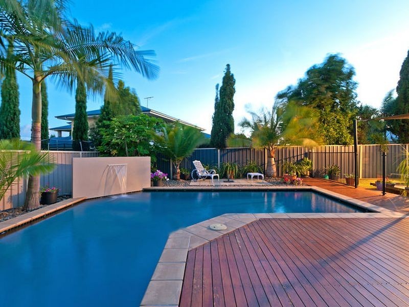 30 Watervale Drive, Redland Bay QLD 4165