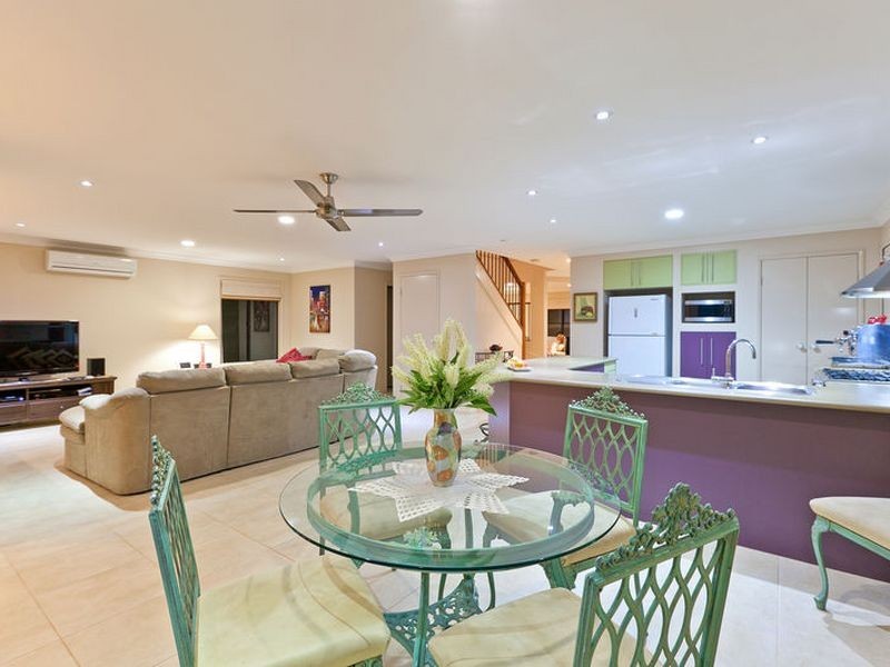 30 Watervale Drive, Redland Bay QLD 4165
