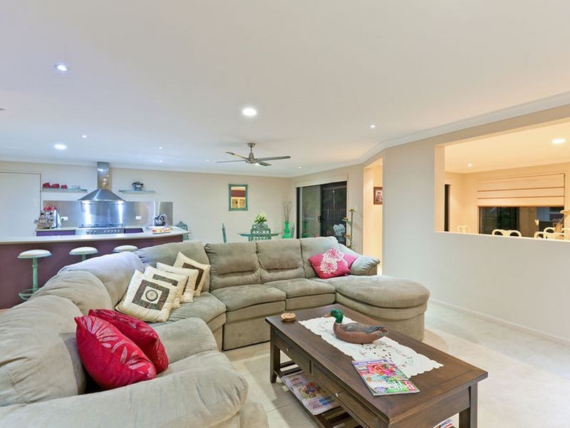 30 Watervale Drive, Redland Bay QLD 4165