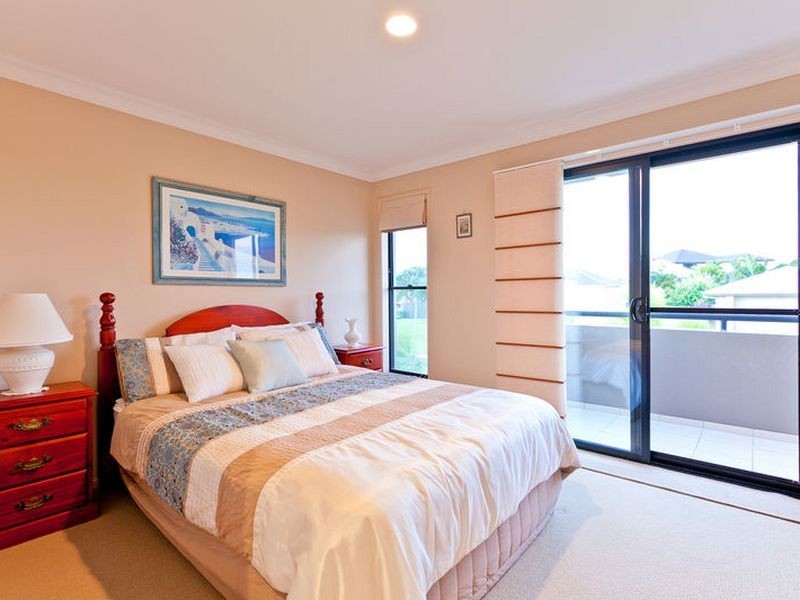 30 Watervale Drive, Redland Bay QLD 4165