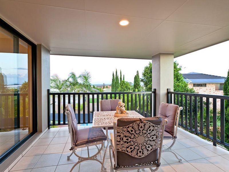 30 Watervale Drive, Redland Bay QLD 4165