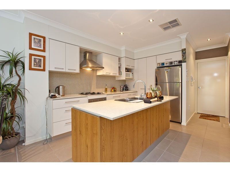 2/14 Channel Street, Cleveland QLD 4163