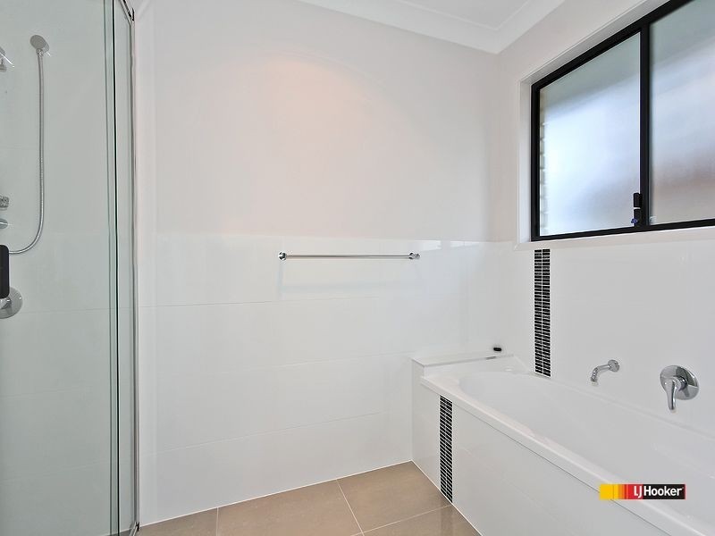 29 Parkgrove street, Birkdale QLD 4159