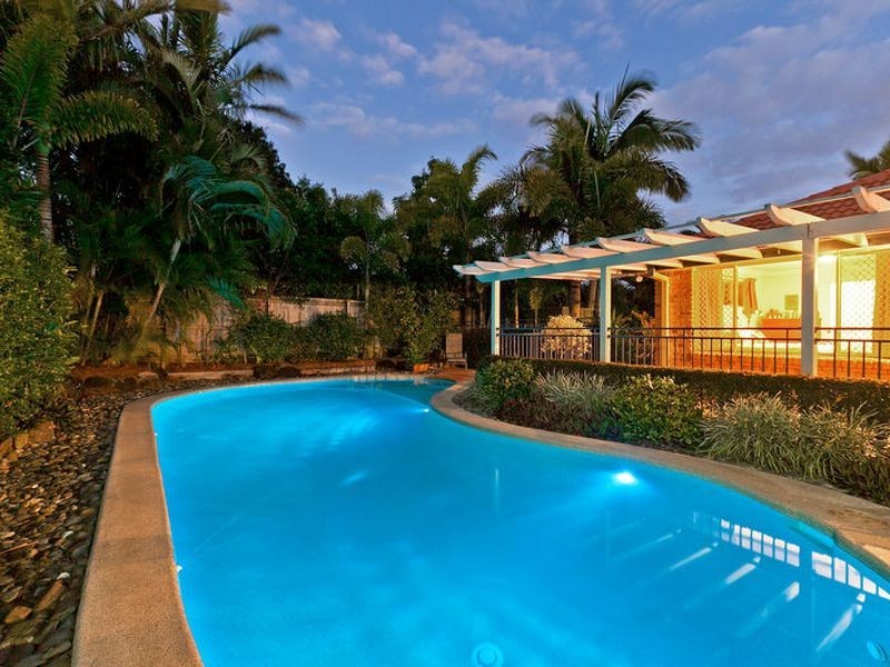 3 Harrogate Terrace, Birkdale QLD 4159