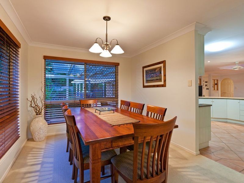 3 Harrogate Terrace, Birkdale QLD 4159