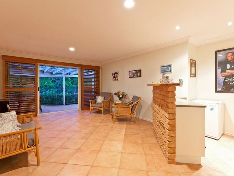 3 Harrogate Terrace, Birkdale QLD 4159